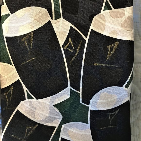 VERONIQUE DIDI 100% Silk Guinness Logo Necktie - Picture 8 of 10